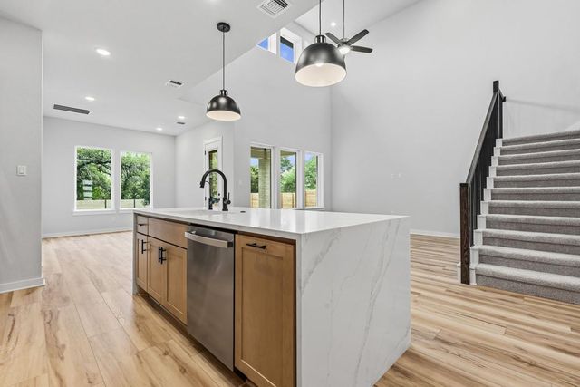 1204 Blue Moon Drive, Georgetown, TX 78628