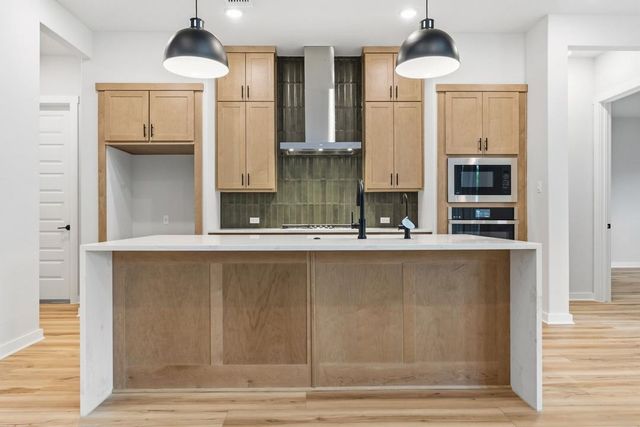 1204 Blue Moon Drive, Georgetown, TX 78628