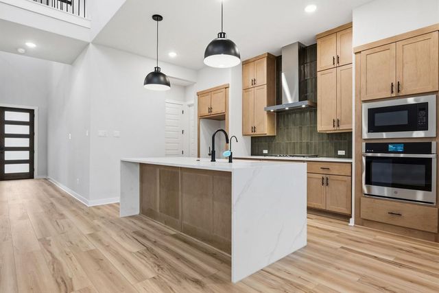 1204 Blue Moon Drive, Georgetown, TX 78628