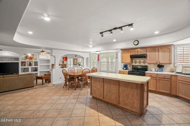 3653 AJA KOREN Place, El Paso, TX 79938