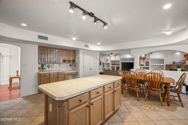 3653 AJA KOREN Place, El Paso, TX 79938