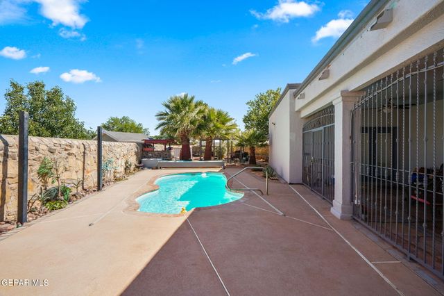 3653 AJA KOREN Place, El Paso, TX 79938