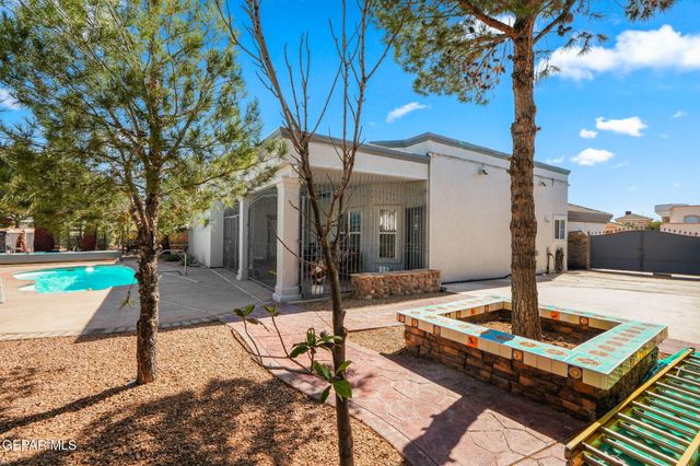 3653 AJA KOREN Place, El Paso, TX 79938