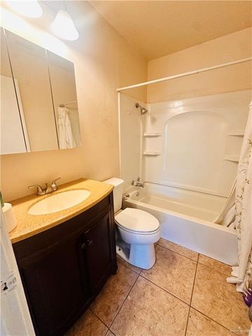 603 E 8th Street, Weslaco, TX 78596