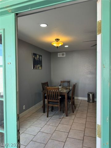 7066 Pinebrook Court, Las Vegas, NV 89147