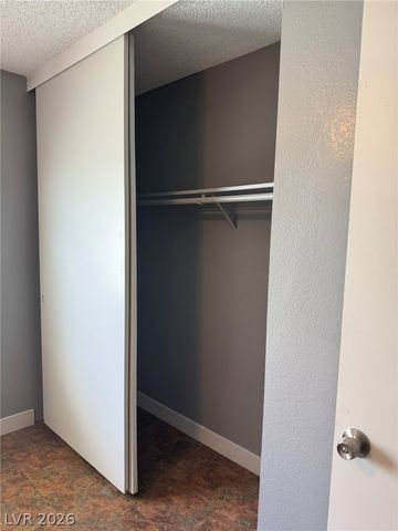7066 Pinebrook Court, Las Vegas, NV 89147