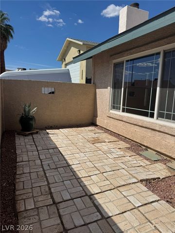 7066 Pinebrook Court, Las Vegas, NV 89147