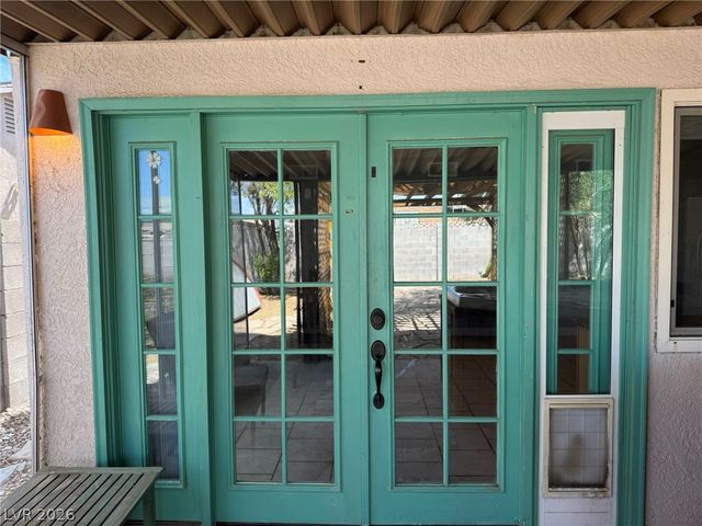 7066 Pinebrook Court, Las Vegas, NV 89147