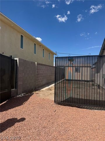 7066 Pinebrook Court, Las Vegas, NV 89147