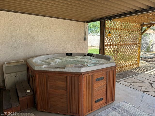 7066 Pinebrook Court, Las Vegas, NV 89147