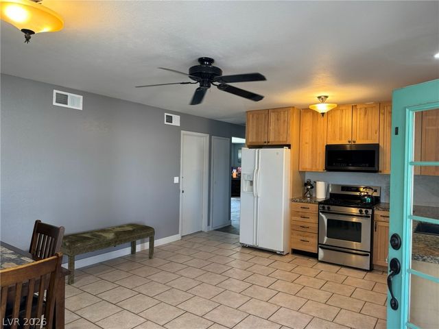 7066 Pinebrook Court, Las Vegas, NV 89147