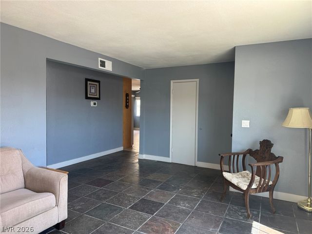 7066 Pinebrook Court, Las Vegas, NV 89147