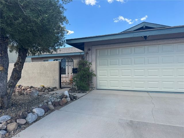 7066 Pinebrook Court, Las Vegas, NV 89147