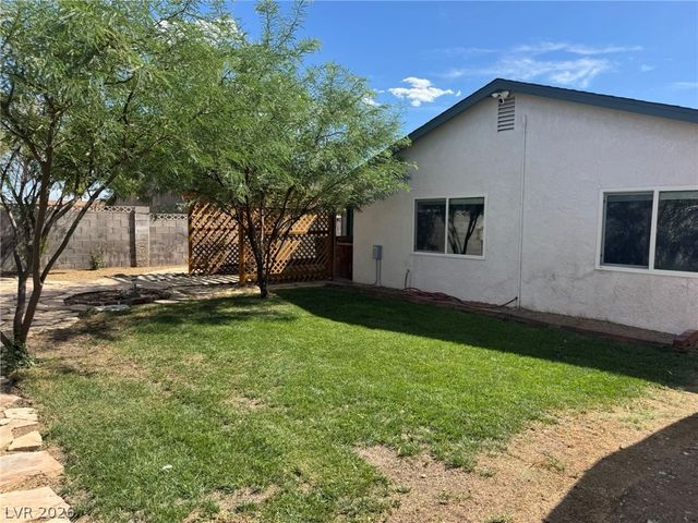 7066 Pinebrook Court, Las Vegas, NV 89147