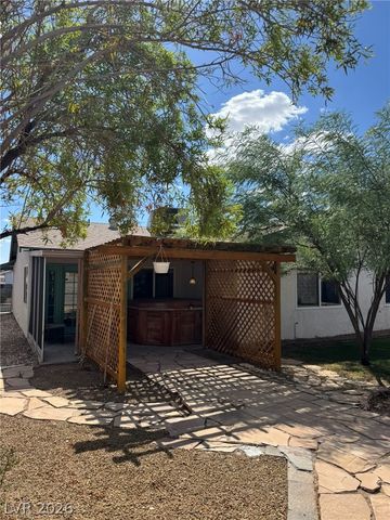 7066 Pinebrook Court, Las Vegas, NV 89147