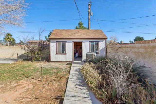 14057 Crow, Apple Valley, CA 92307