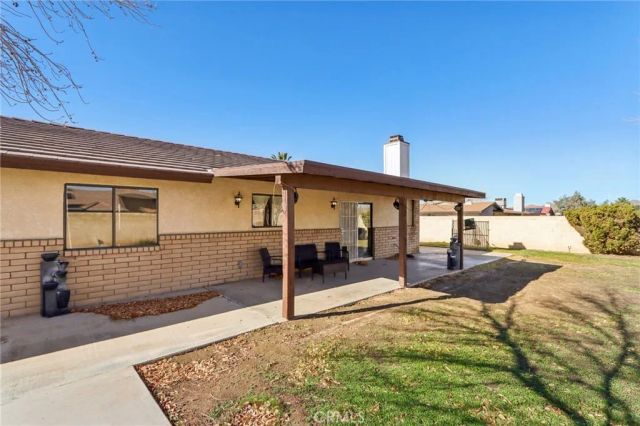 14057 Crow, Apple Valley, CA 92307