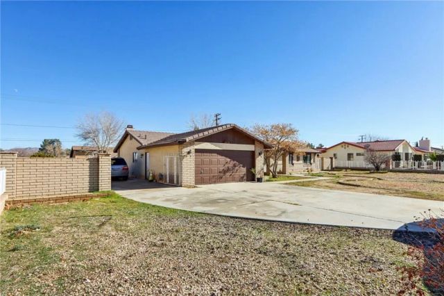 14057 Crow, Apple Valley, CA 92307