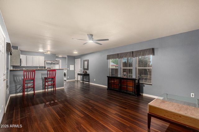 17833 N 1ST Place, Phoenix, AZ 85022