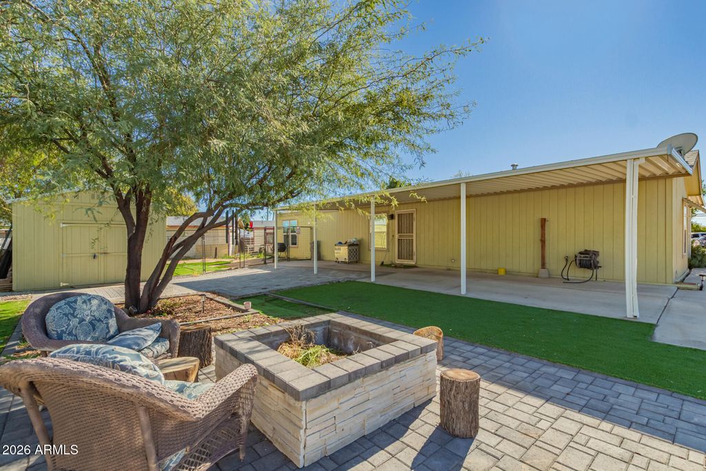 17833 N 1ST Place, Phoenix, AZ 85022
