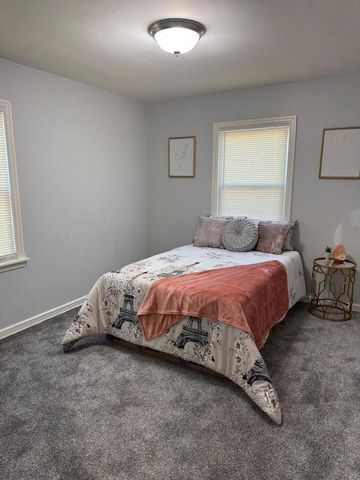 4201 W Ruby AVENUE, Milwaukee, WI 53209