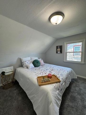 4201 W Ruby AVENUE, Milwaukee, WI 53209