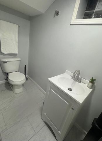 4201 W Ruby AVENUE, Milwaukee, WI 53209