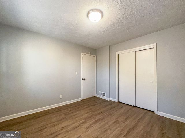 6290 Flamingo Way, Morrow, GA 30260