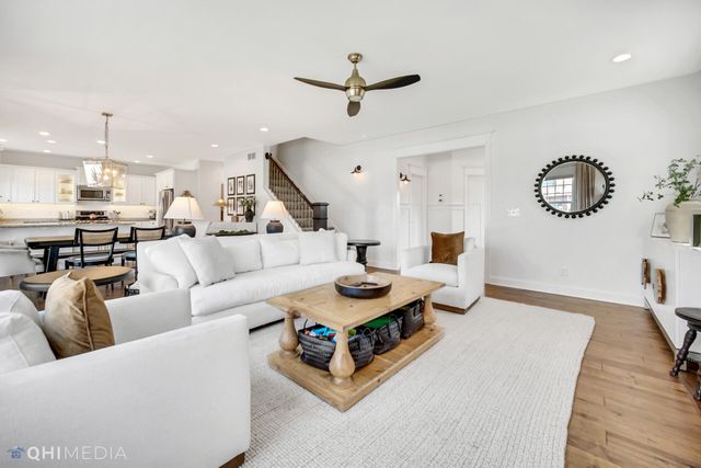 2554 Beauty Creek Drive, Valparaiso, IN 46385