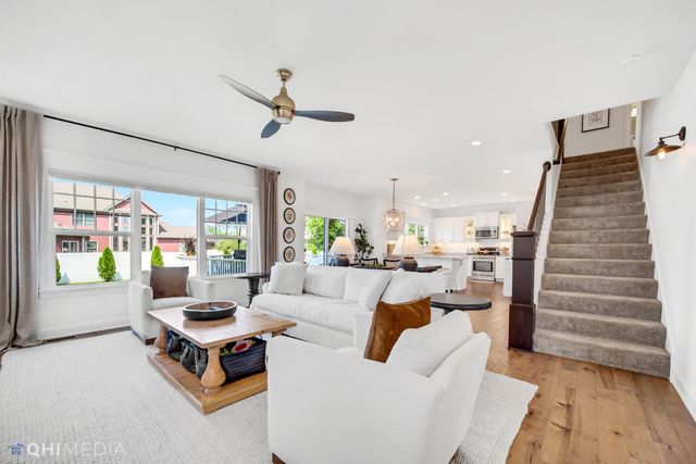 2554 Beauty Creek Drive, Valparaiso, IN 46385