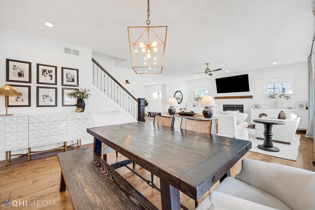 2554 Beauty Creek Drive, Valparaiso, IN 46385