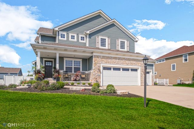 2554 Beauty Creek Drive, Valparaiso, IN 46385