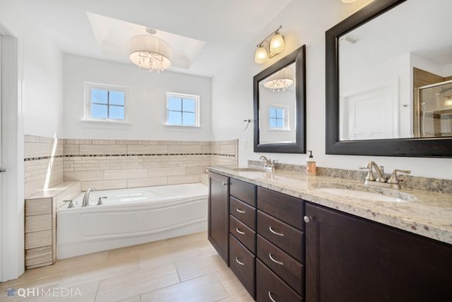 2554 Beauty Creek Drive, Valparaiso, IN 46385