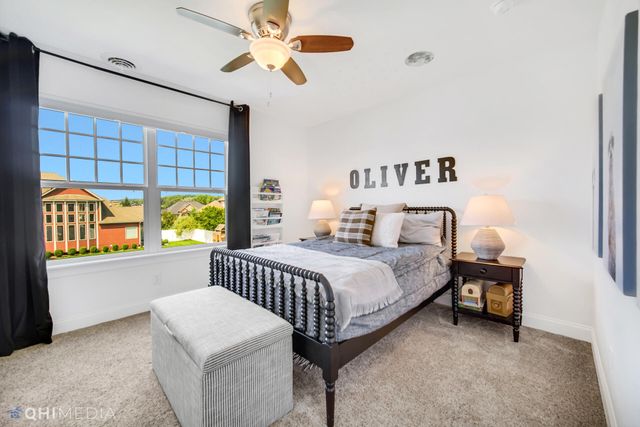 2554 Beauty Creek Drive, Valparaiso, IN 46385