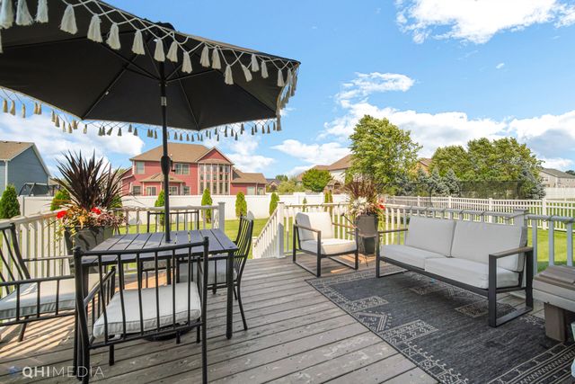 2554 Beauty Creek Drive, Valparaiso, IN 46385