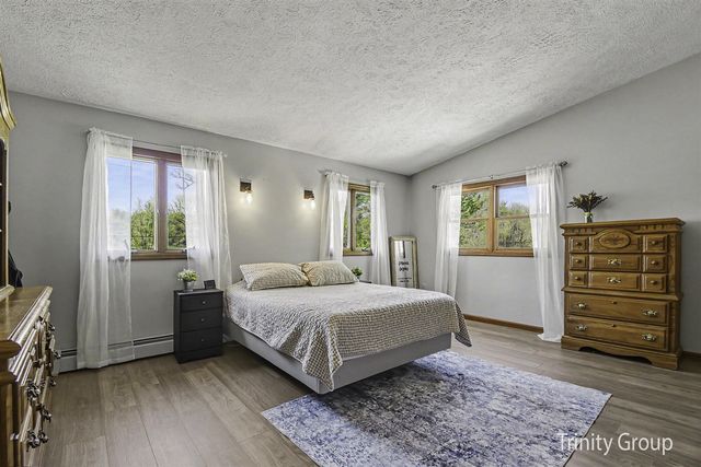 1281 Quincy Street, Grandville, MI 49418