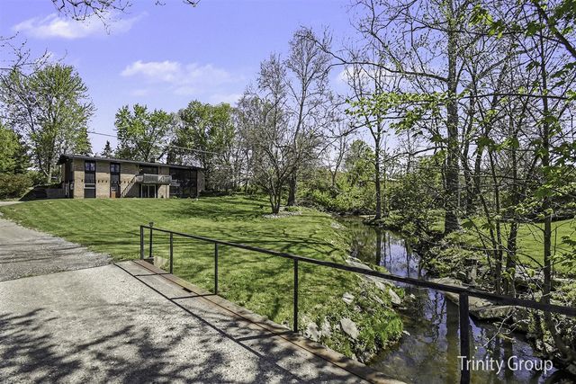1281 Quincy Street, Grandville, MI 49418