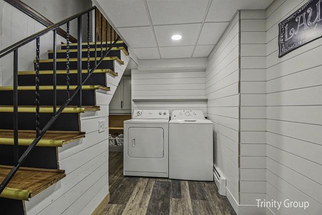 1281 Quincy Street, Grandville, MI 49418