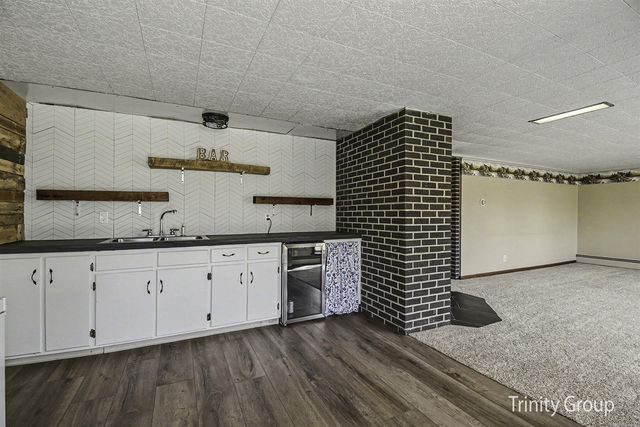 1281 Quincy Street, Grandville, MI 49418