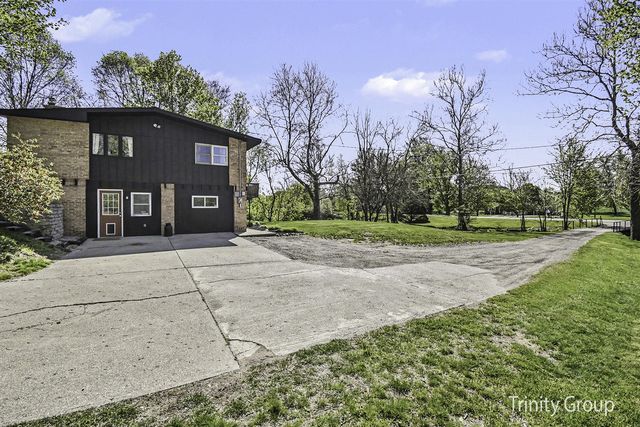 1281 Quincy Street, Grandville, MI 49418