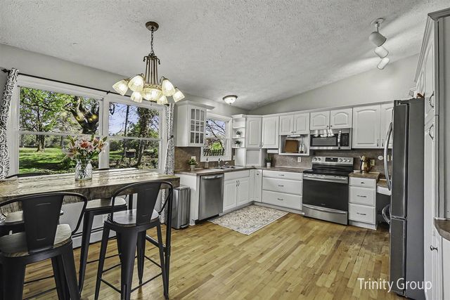 1281 Quincy Street, Grandville, MI 49418