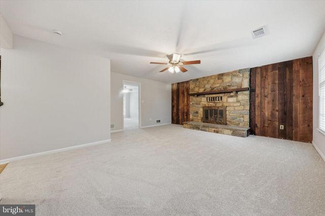 3710 QUEEN MARY DR, Olney, MD 20832