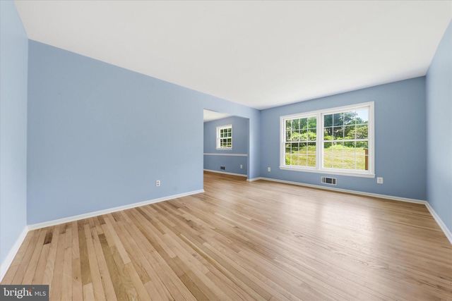 3710 QUEEN MARY DR, Olney, MD 20832