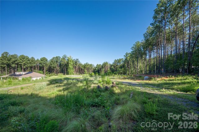 6718 Timahoe Lane, Charlotte, NC 28278