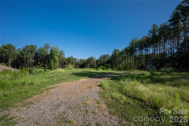 6718 Timahoe Lane, Charlotte, NC 28278