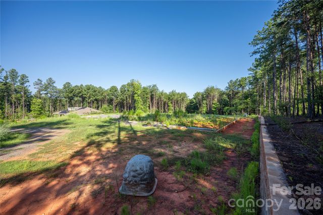 6718 Timahoe Lane, Charlotte, NC 28278