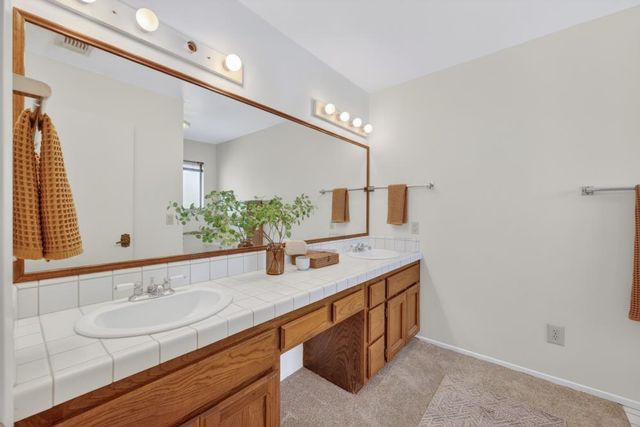 6024 Broken Bow Dr, Citrus Heights, CA 95621