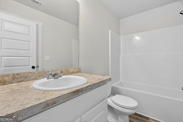 221 Meagan Street 72, Statham, GA 30666