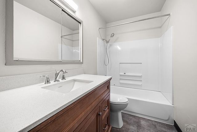 943 Bragdon Ave, Pueblo, CO 81004
