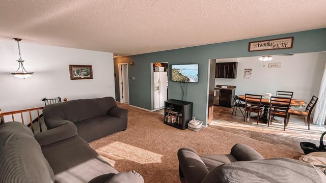 621 Elm Street, Paynesville, MN 56362